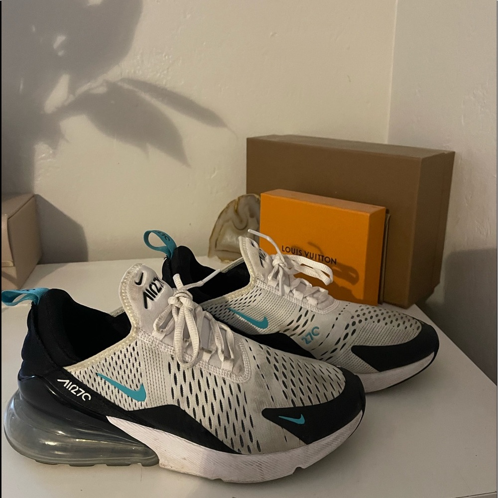 Nike Air Max 270